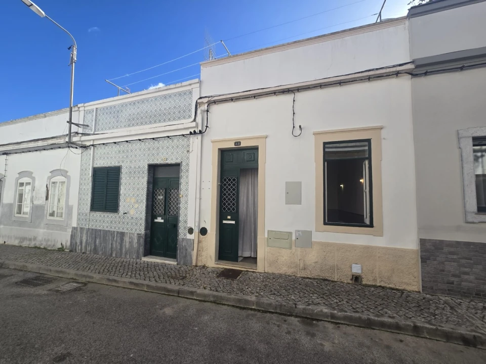 Moradia T1 para Venda em Moncarapacho e Fuseta Foto 1