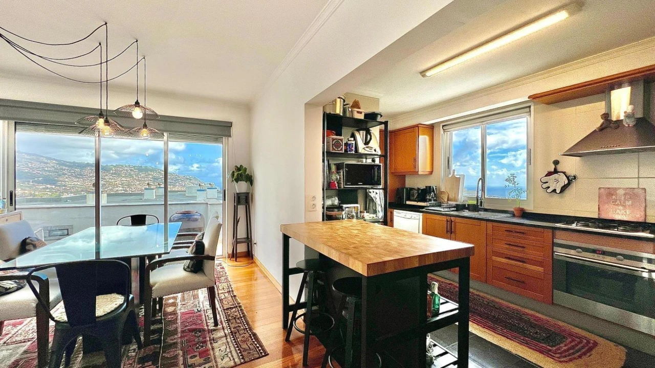 Apartamento T3 para Venda em Santo Antonio Foto 2