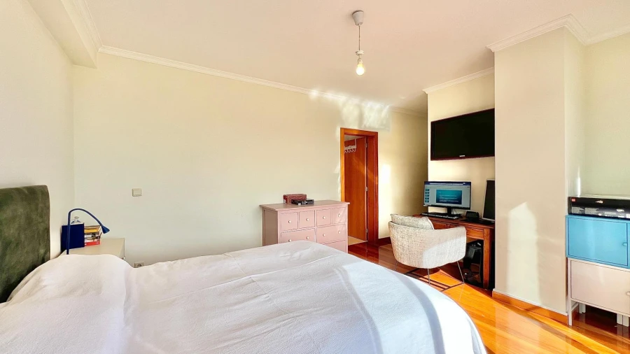 Apartamento T3 para Venda em Santo Antonio Foto 24