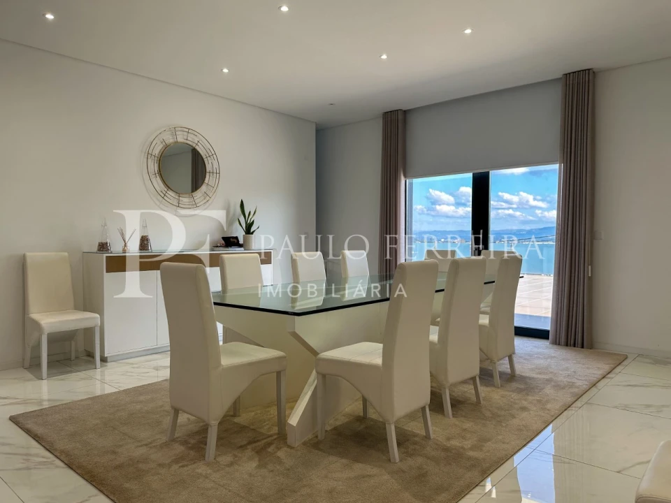 Moradia T5 para Venda em Vila Nova de Famalicão e Calendário Foto 10