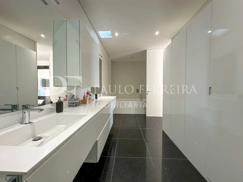 Moradia T5 para Venda em Vila Nova de Famalicão e Calendário Foto 32