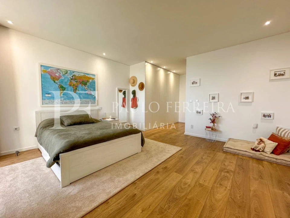 Moradia T5 para Venda em Vila Nova de Famalicão e Calendário Foto 39