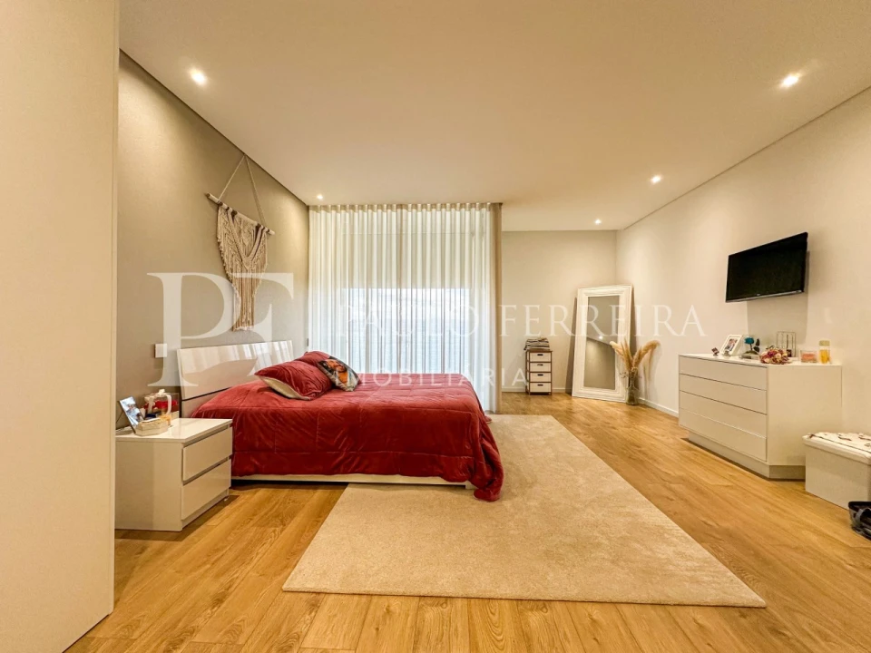 Moradia T5 para Venda em Vila Nova de Famalicão e Calendário Foto 41