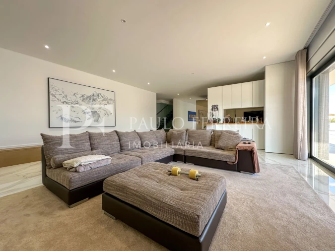 Moradia T5 para Venda em Vila Nova de Famalicão e Calendário Foto 6