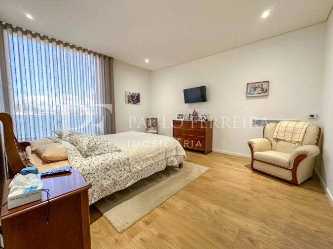 Moradia T5 para Venda em Vila Nova de Famalicão e Calendário Foto 31