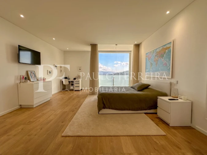 Moradia T5 para Venda em Vila Nova de Famalicão e Calendário Foto 37