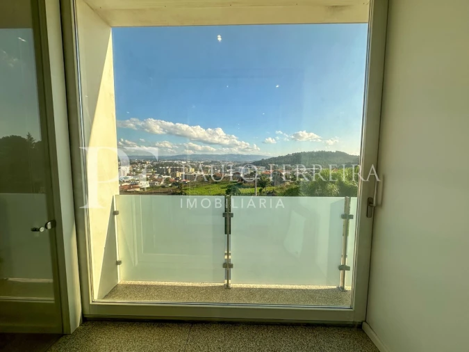 Moradia T5 para Venda em Vila Nova de Famalicão e Calendário Foto 38