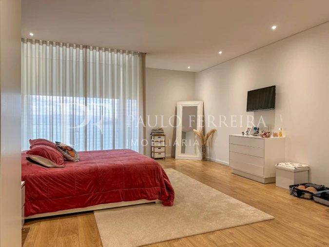 Moradia T5 para Venda em Vila Nova de Famalicão e Calendário Foto 42