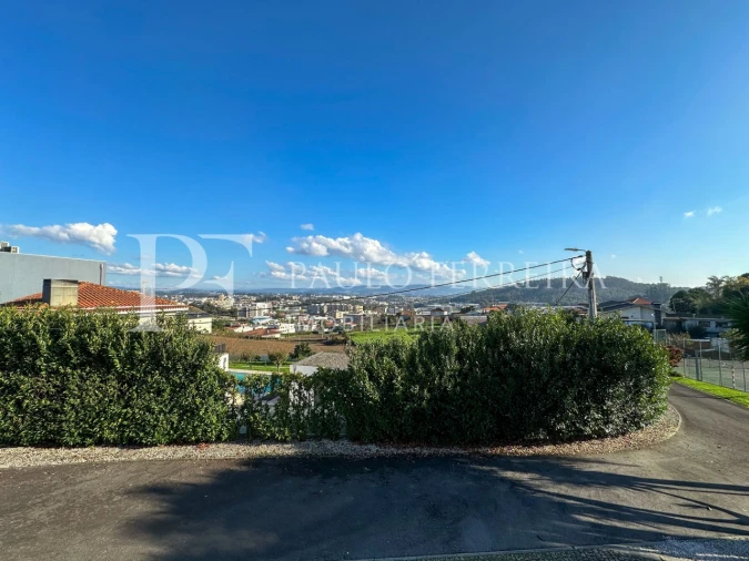 Moradia T5 para Venda em Vila Nova de Famalicão e Calendário Foto 49