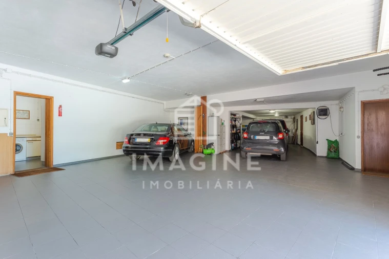 Moradia T6 para Venda em Carvalhal Foto 51