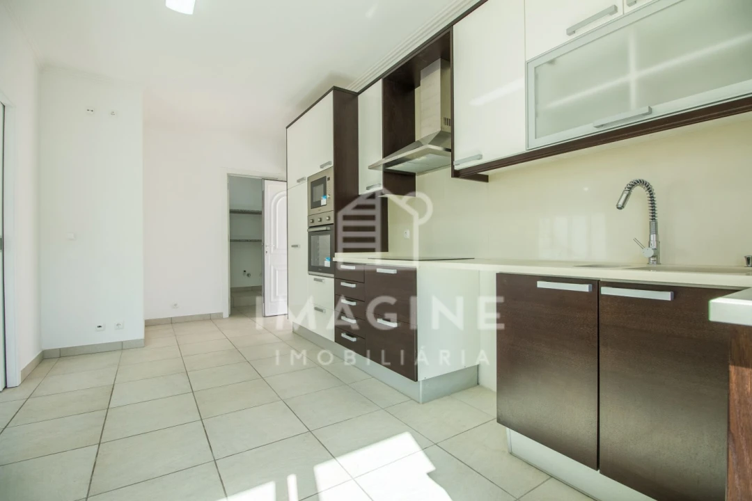 Quinta T3 para Venda em Ericeira Foto 4