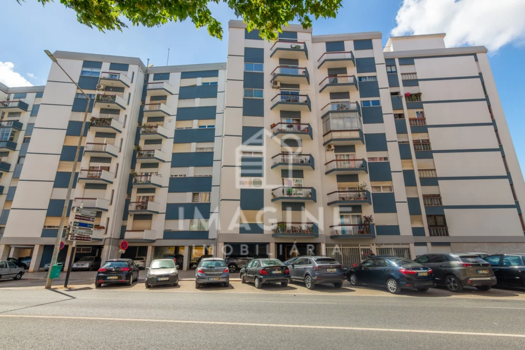 Armazém para Arrendamento em Setubal (São Sebastião) Foto 1