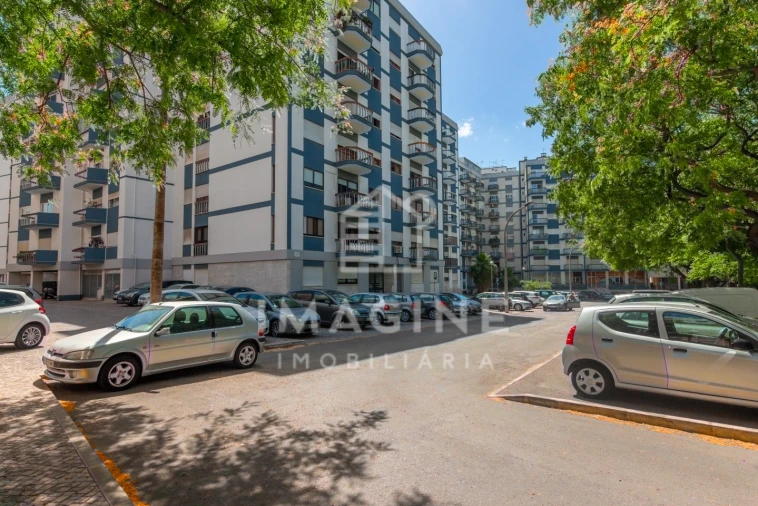 Armazém para Arrendamento em Setubal (São Sebastião) Foto 2