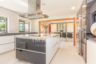 Moradia T5 para Venda em Carvalhal