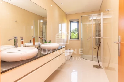 Moradia T5 para Venda em Carvalhal