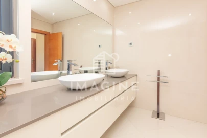 Moradia T5 para Venda em Carvalhal