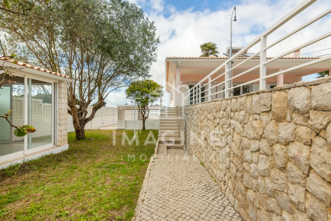 Moradia T5 para Venda em Sesimbra (Castelo) Foto 7