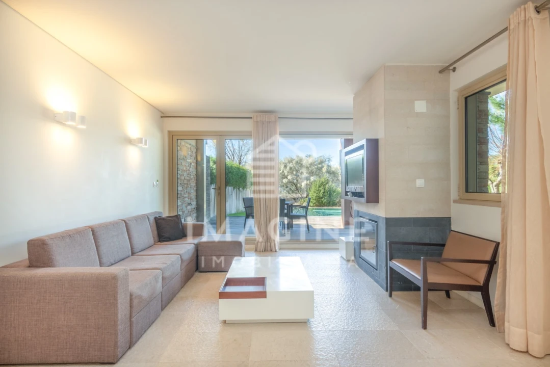 Apartamento T2 para Venda em Grândola e Santa Margarida da Serra Foto 4