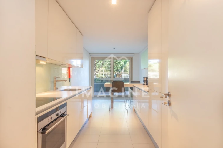 Apartamento T2 para Venda em Grândola e Santa Margarida da Serra Foto 3