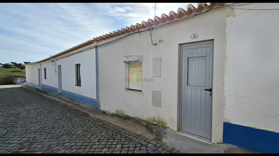 Moradia T2 para Venda em Albernoa e Trindade