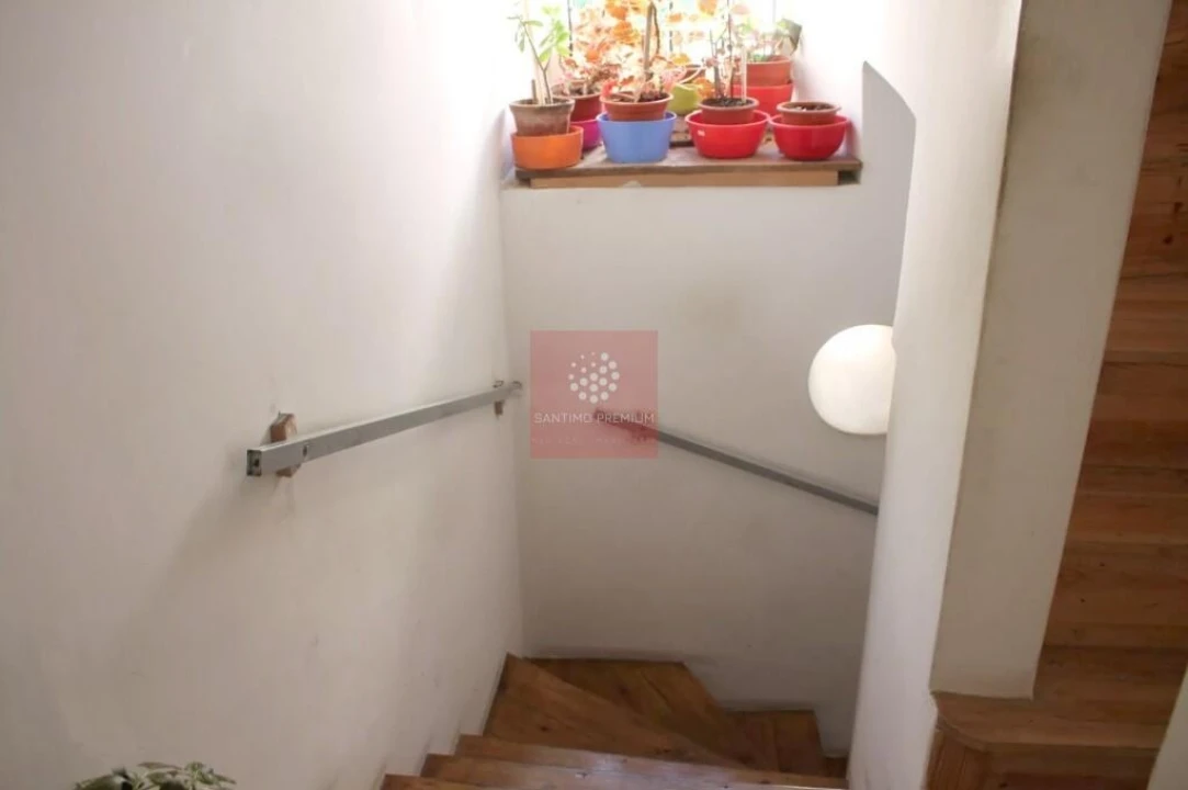 Apartamento T1 para Venda em Santa Maria Maior Foto 3