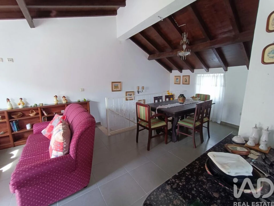 Moradia T3 para Venda em Miragaia e Marteleira Foto 19