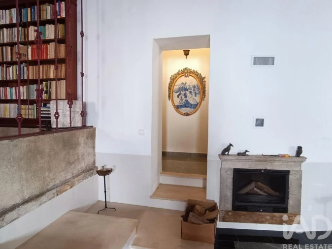 Moradia T3 para Venda em Miragaia e Marteleira Foto 27