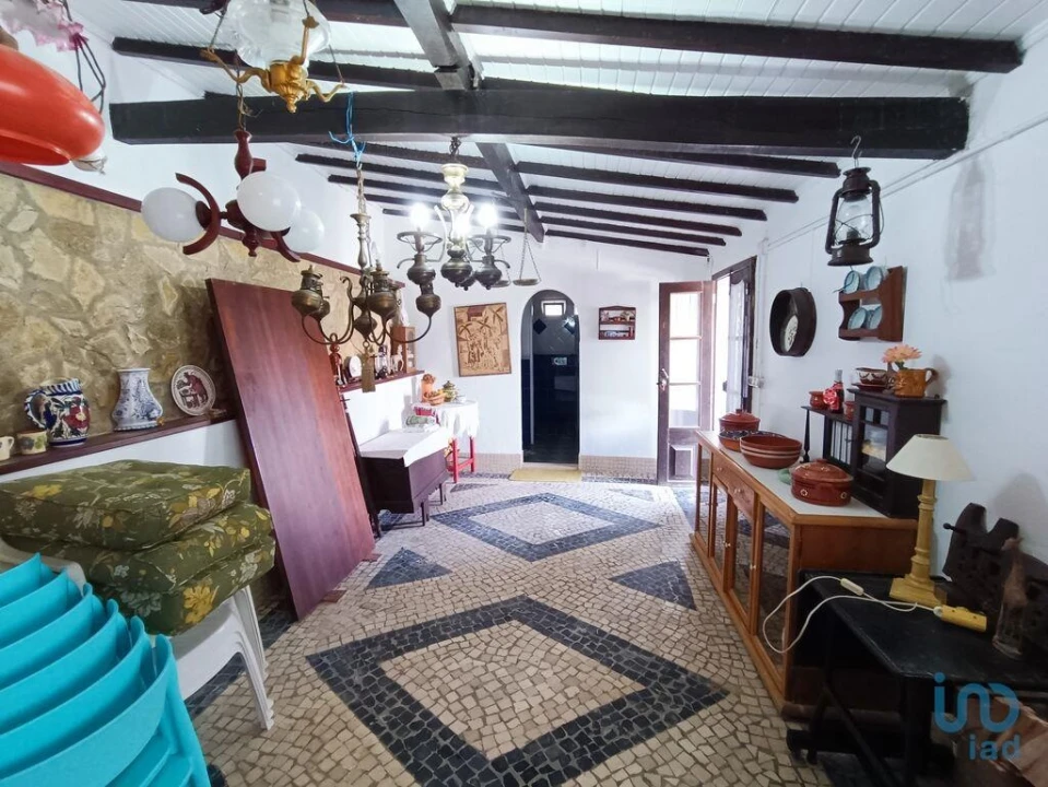 Moradia T3 para Venda em Miragaia e Marteleira Foto 9