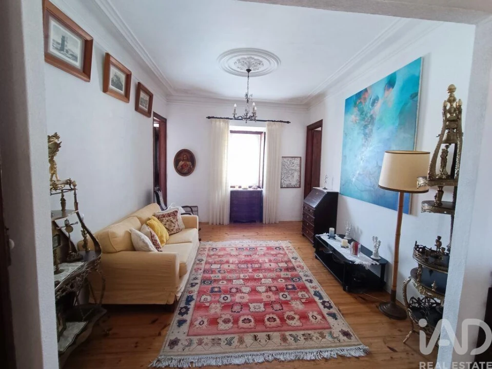 Moradia T3 para Venda em Miragaia e Marteleira Foto 16