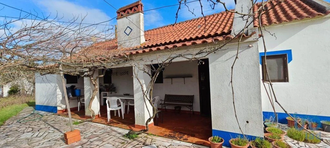 Moradia T3 para Venda em Branca Foto 1