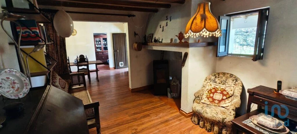 Moradia T3 para Venda em Branca Foto 4