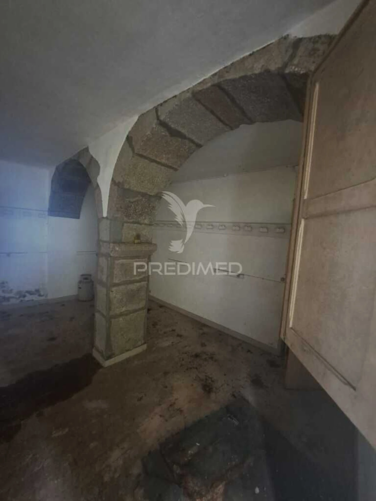 Moradia T9 para Venda em Angra (São Pedro) Foto 4