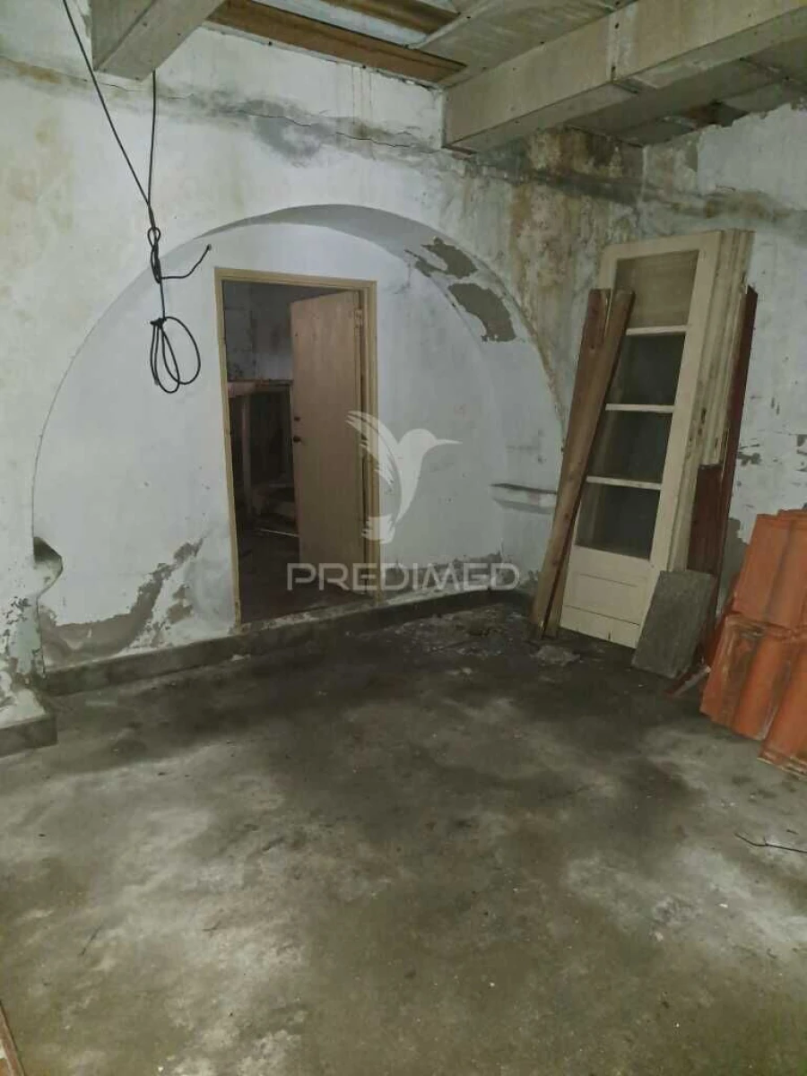 Moradia T9 para Venda em Angra (São Pedro) Foto 5