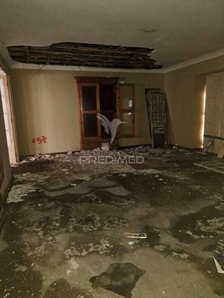 Moradia T9 para Venda em Angra (São Pedro) Foto 9