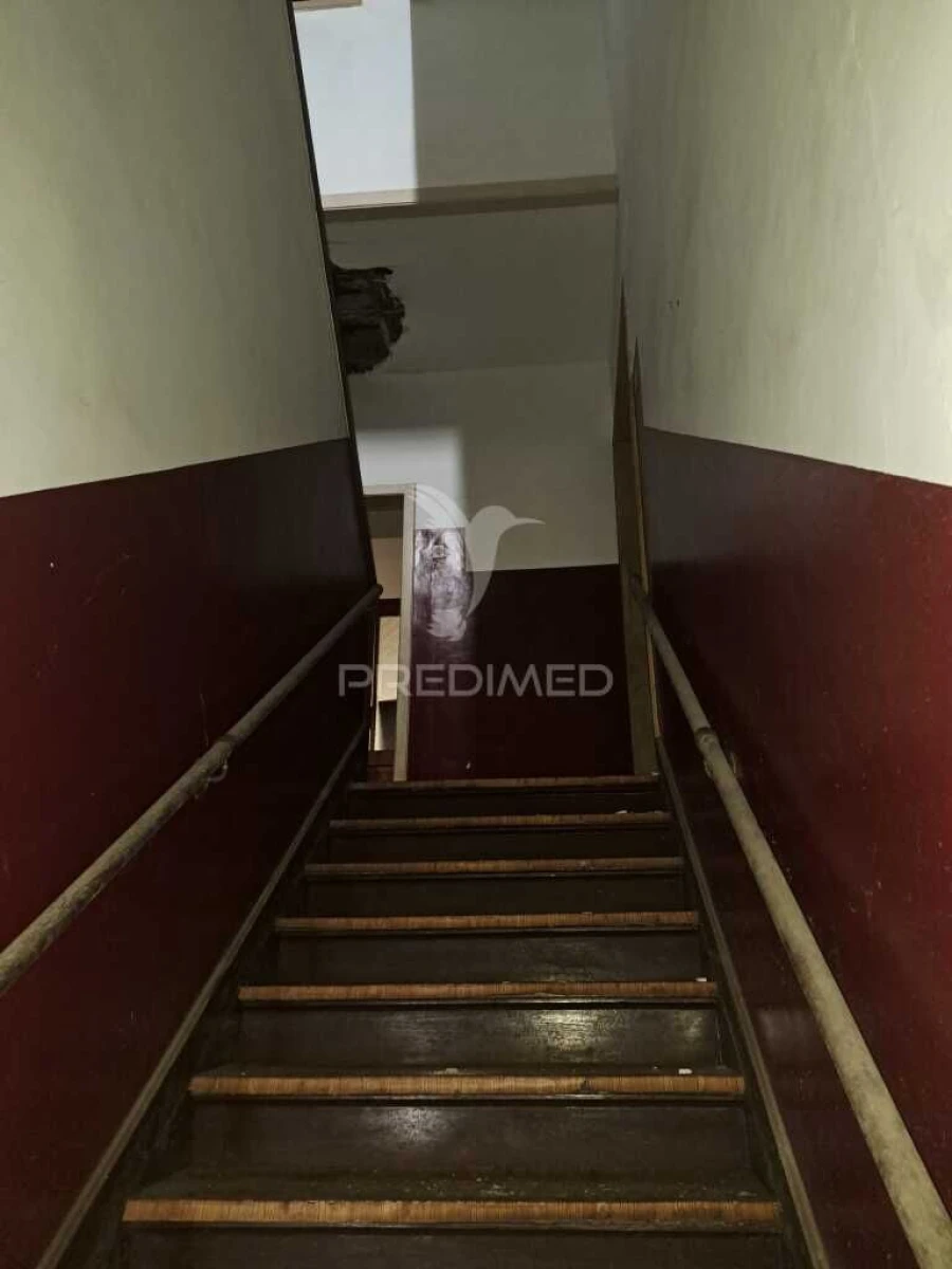 Moradia T9 para Venda em Angra (São Pedro) Foto 8