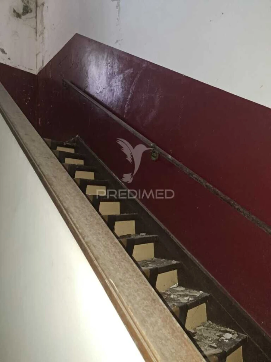 Moradia T9 para Venda em Angra (São Pedro) Foto 12