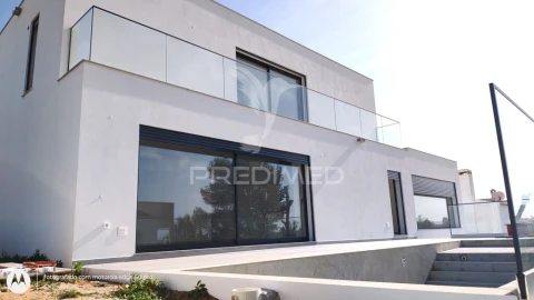 Moradia T4 para Venda em Aljezur