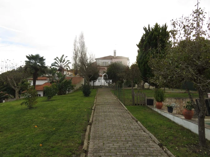 Quinta T6 para Venda em Venda do Pinheiro e Santo Estêvão das Galés Foto 52