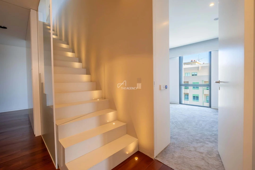 Apartamento T5 para Venda em Canidelo Foto 24