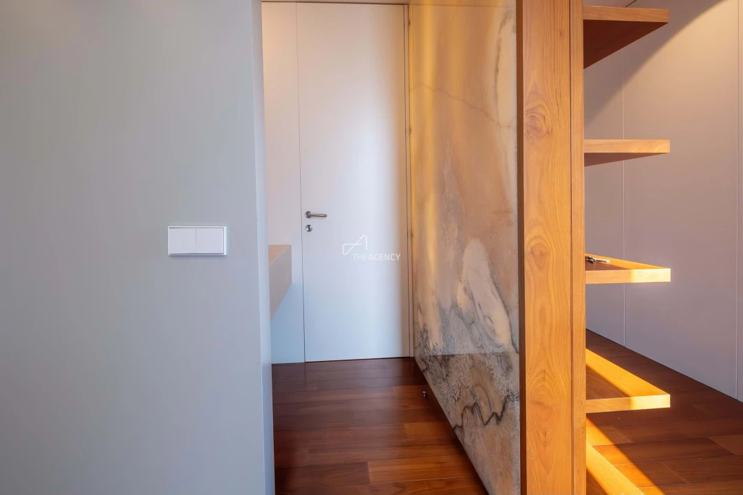 Apartamento T5 para Venda em Canidelo Foto 31