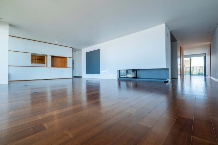 Apartamento T5 para Venda em Canidelo Foto 6