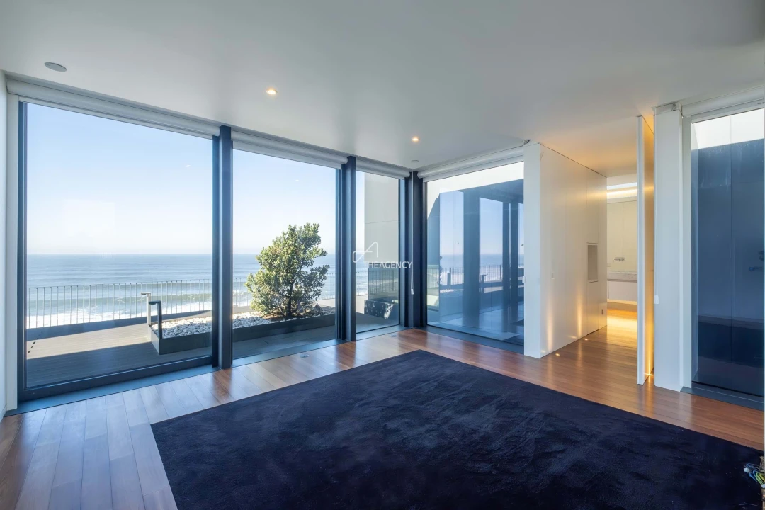 Apartamento T5 para Venda em Canidelo Foto 11