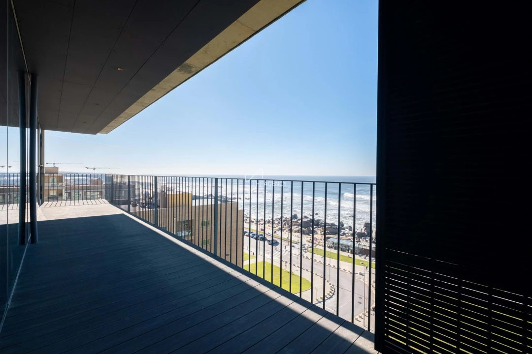 Apartamento T5 para Venda em Canidelo Foto 7