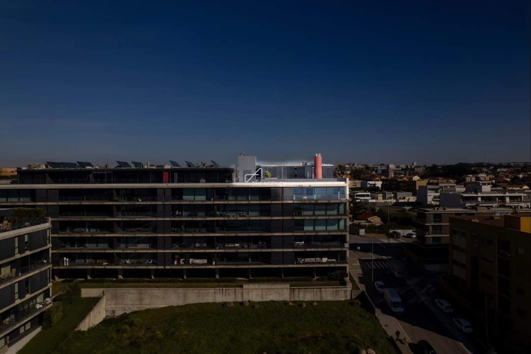 Apartamento T5 para Venda em Canidelo Foto 4