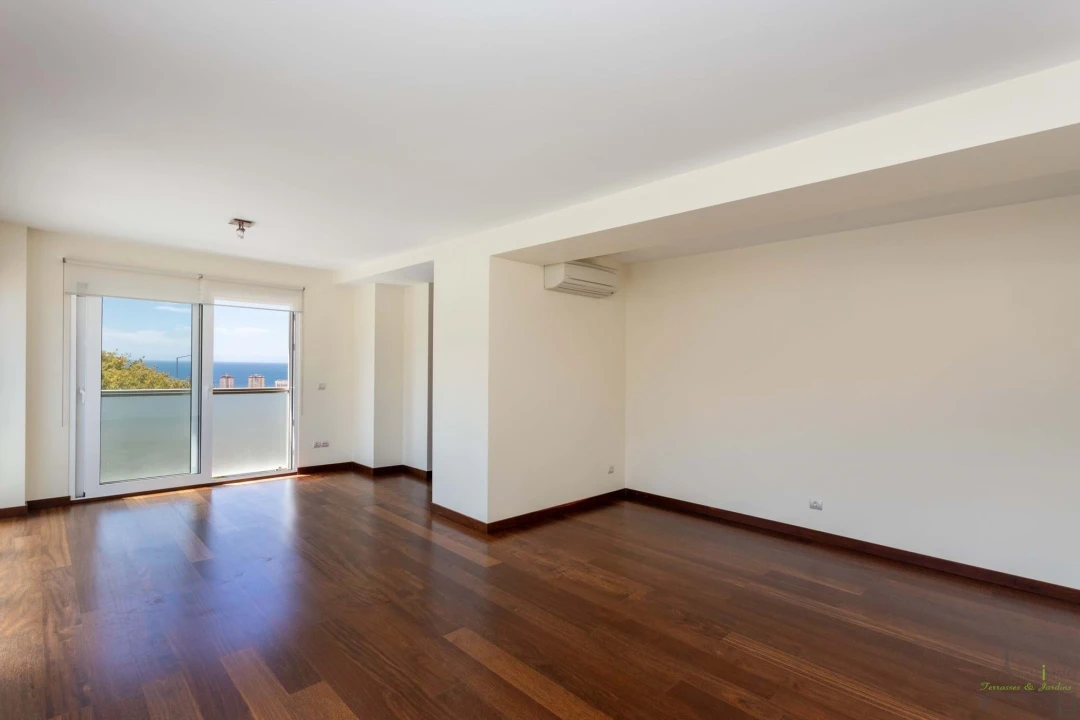 Apartamento T4 para Venda em Caparica e Trafaria Foto 15