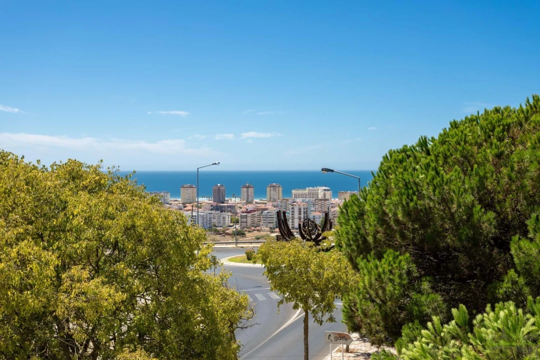 Apartamento T4 para Venda em Caparica e Trafaria Foto 26