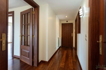 Apartamento T4 para Venda em Caparica e Trafaria