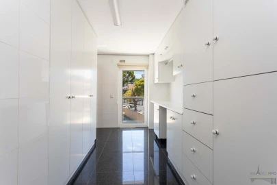 Apartamento T4 para Venda em Caparica e Trafaria