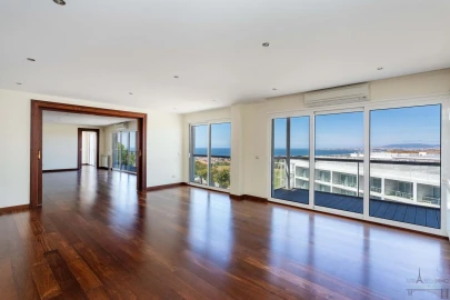Apartamento T4 para Venda em Caparica e Trafaria