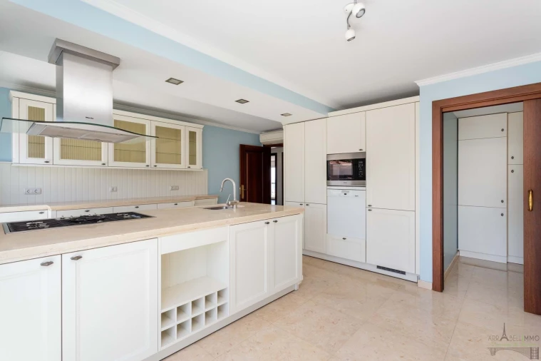 Apartamento T4 para Venda em Caparica e Trafaria Foto 13